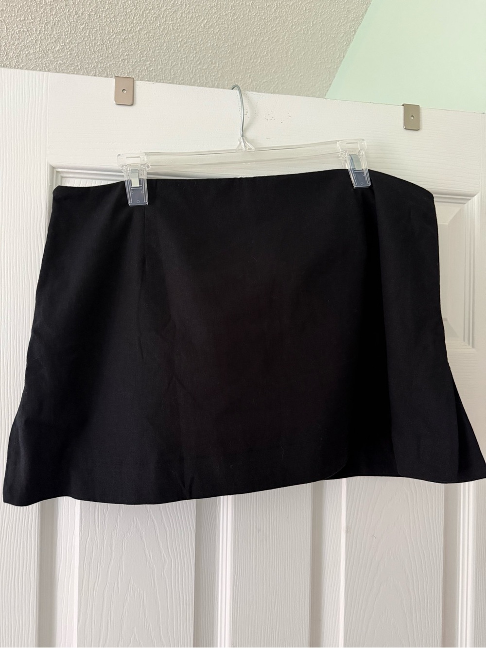 Gap Black Linen Mini Skort - Picture 1 of 4